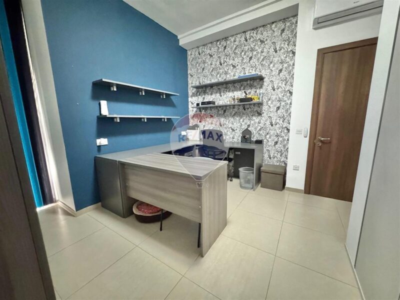 Mosta - Bright Maisonette - € 459,000