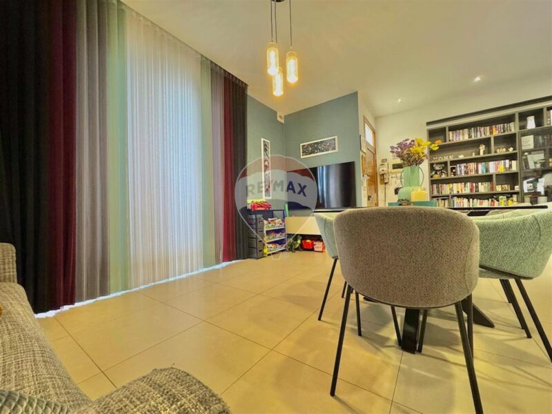 Mosta - Bright Maisonette - € 459,000