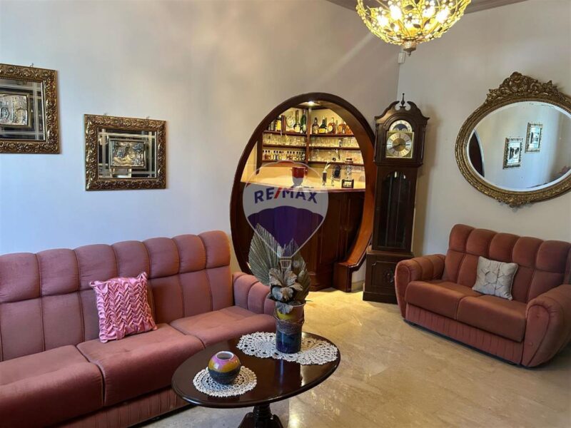 Santa Venera - Groundfloor maisonette € 345,000