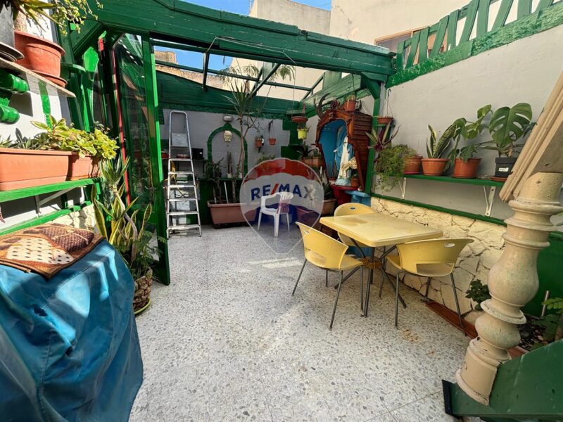 St Venera Townhouse € 690,000