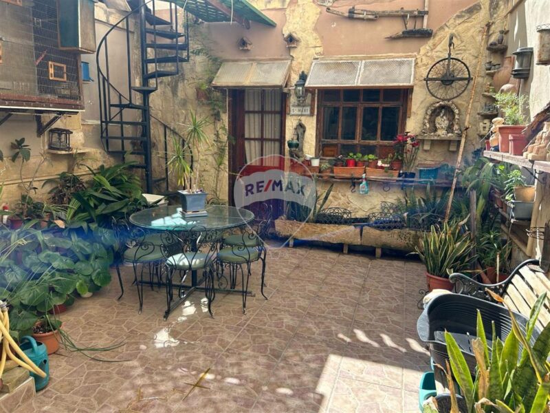Santa Venera - Groundfloor maisonette € 345,000