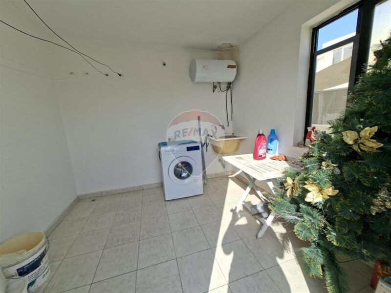 Mosta modern apartment €320,000