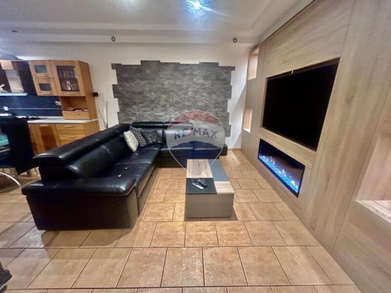 Santa Venera Maisonette €372,000