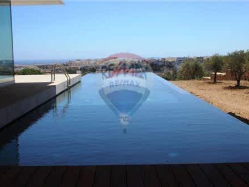 Madliena Villa €10,000,000