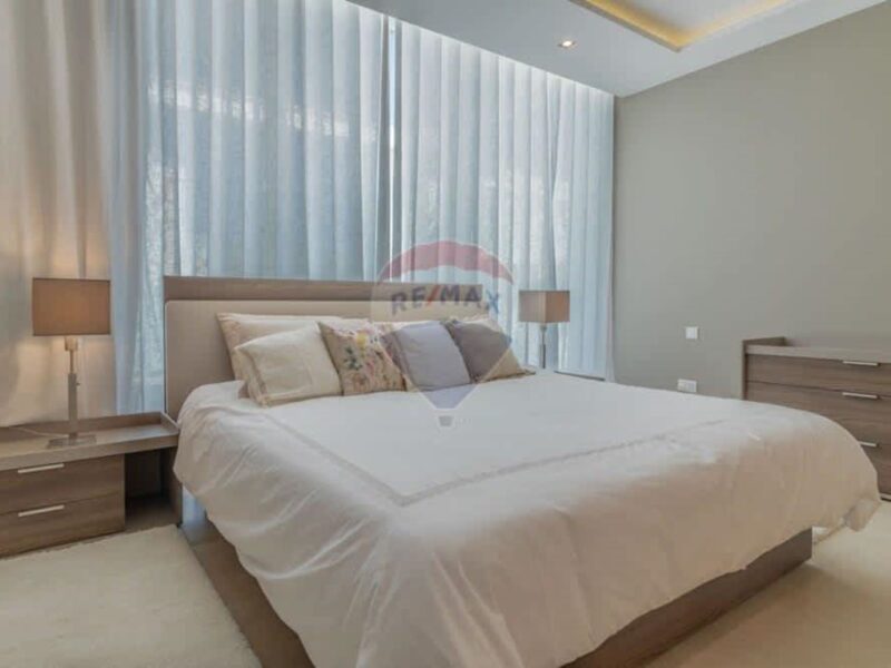 Madliena Villa €2,800,000