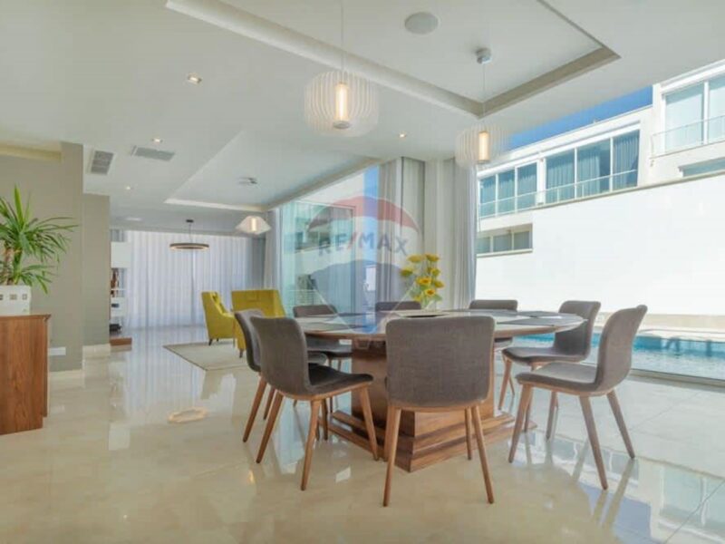 Madliena Villa €2,800,000