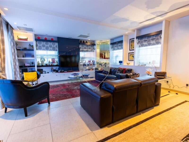 Stunning Luxury Villa in Madliena: Semi-Detached Home