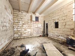 Birkirkara House of Character with Large Back Garden